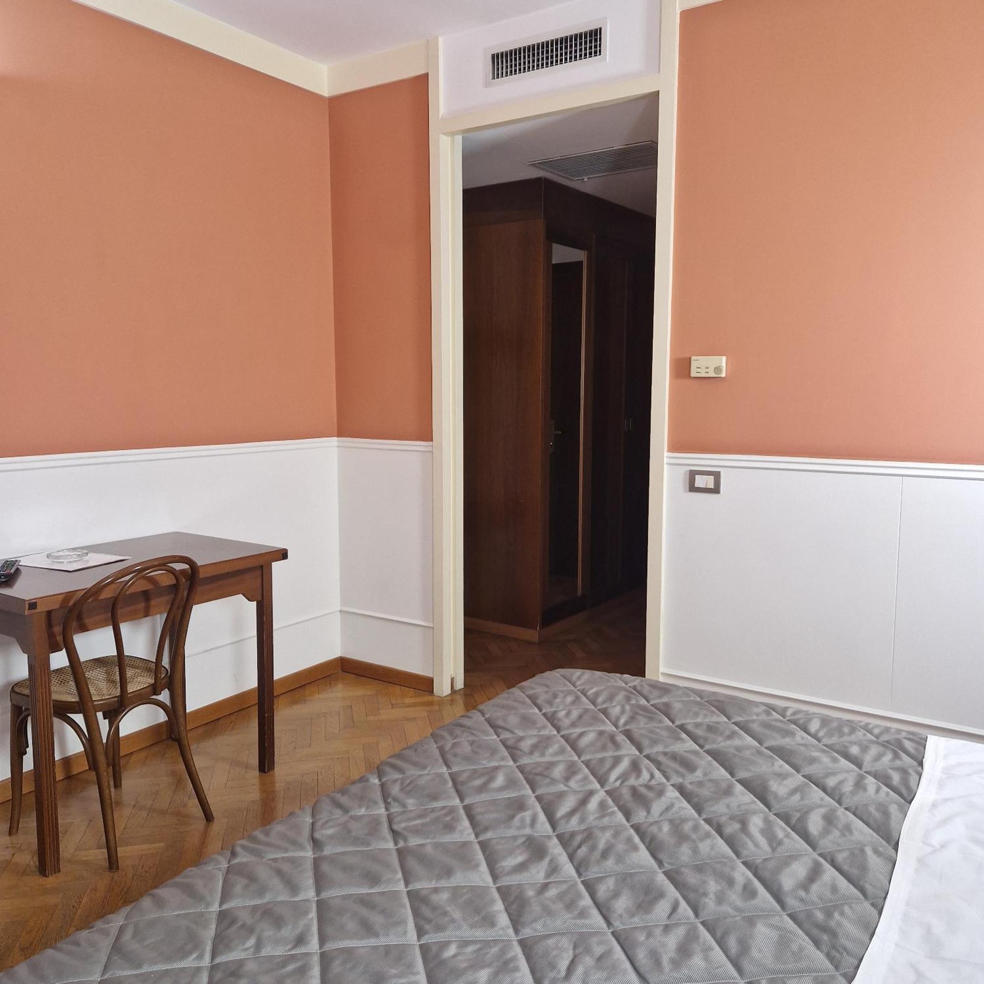 Hotel Civita アヴェッリーノ エクステリア 写真